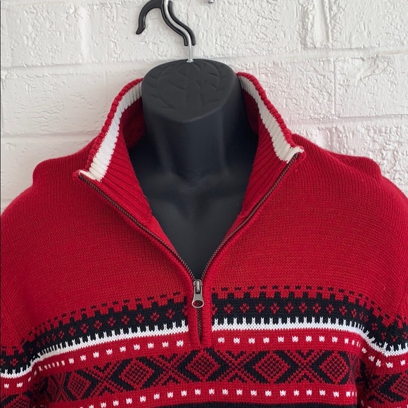 Nice sweatshirt - Picture 2 of 6